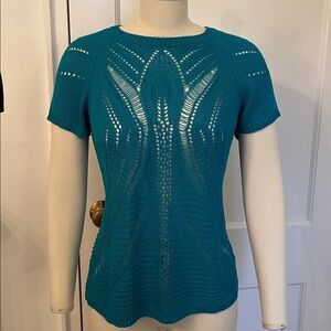 Fever art deco style lacy sweater. Size Medium.  EUC.